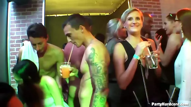 A wild party in the night club turned into an orgy when everyone got horny