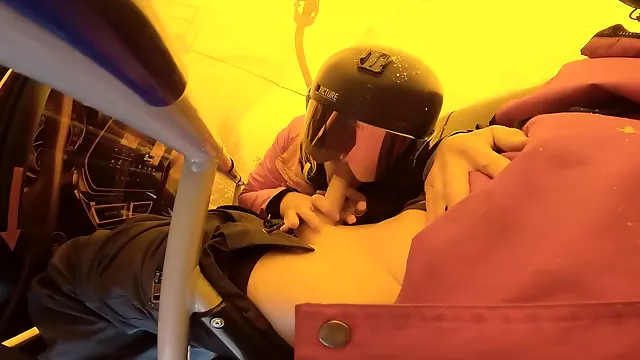 Public Bj In Ski Lift After Snowboarding