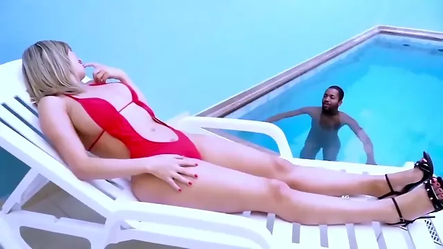 Mirela Mansur Adora um Porra Quente