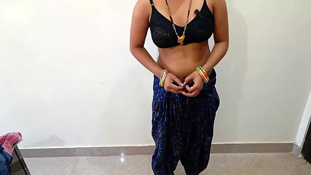 Hot Indian Desi Village Maid Was Fucking Hard With Room Owner In Clear Hindi Audio