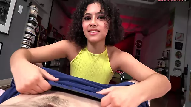 Dani Diaz Sucks Off Mister Pov In This Point Of View Blowjob Video Called My Boyfriend The Cheater! P3