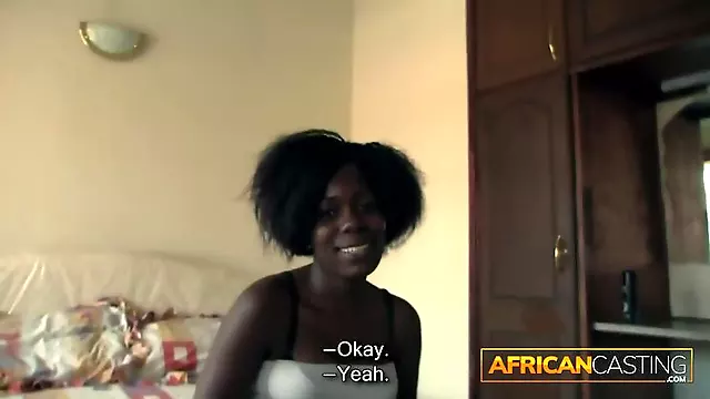 Africa Nera, Africana, Cazzone Amatoriale, Booty Pecorina Big, Pecorina Con Nero, Prima Volta Con Nero