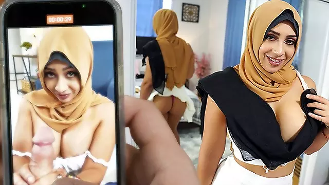 Arabe Hijab, Araboica, Pula Mare Cu Finalizare In Gura, Muie La Greu, Pula, Sex In Direct, Face Sperme