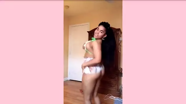 Gata Official Twerk Compilation #10 Juicy tities and booty claps wearing mini skirt