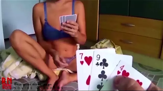 Juego Poker, Bragas Amateur, Aficionadas Upskirt, Panocha Biquini Hd, Tetas En Vagina, Milf Con Boy