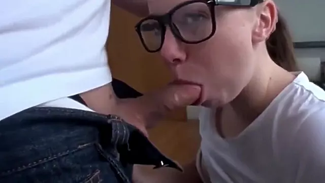 Petite Amateur teen 18 In Glasses Likes Anal Sex and Blowjob